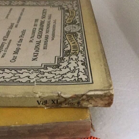 Vintage, the National Geographic 1921 and 1928 - Picture 8 of 10